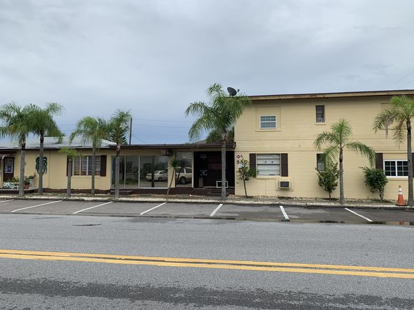 THE ST. PETE BEACH VILLAS (14-UNIT APARTMENT COMPLEX)- SELLER FINANCING AVAILABLE! : 550 Corey Ave, St Pete Beach, FL 33706